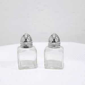 Mini salt and pepper shaker